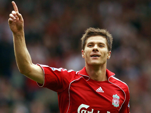 Xabi Alonso xuất chúng từ trên sân đến băng ghế chỉ đạo - Ảnh 3